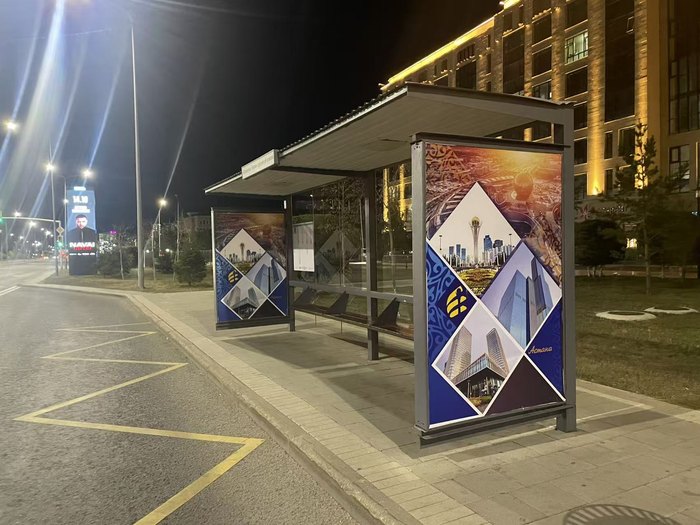 Outdoor billboards & city screens